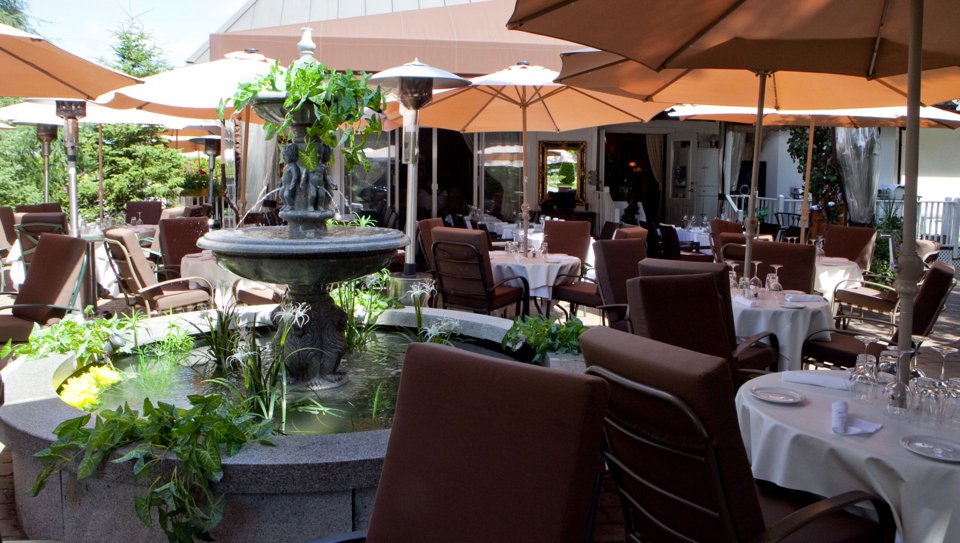 ALSQ Restaurant Feliciano SALLE PRINCIPALE Laurentides SaintSauveur